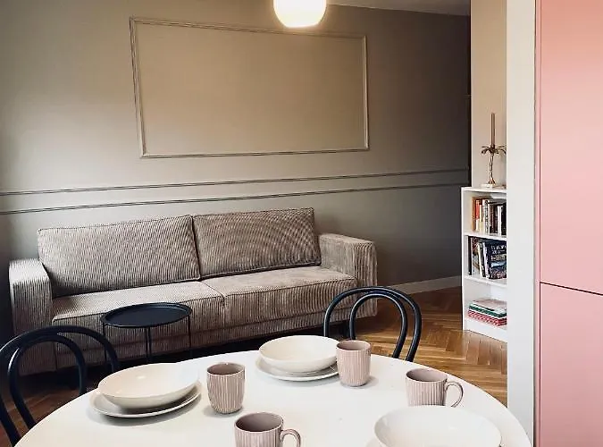 Apartament Good Morning Wrocław - Parking w cenie - Jarmark Świąteczny 200m 67m2