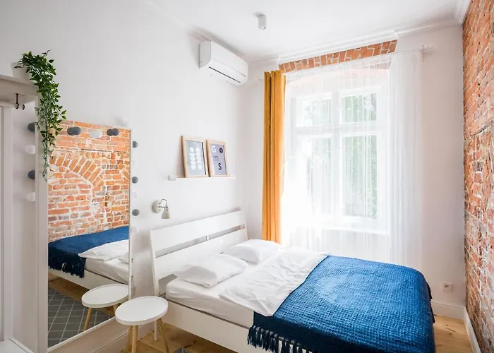 RYNEK Stare Miasto Apartment 4A - Klima Netflix
