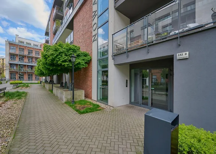 Stylish Kosciuszki Apartaments Near The Market Square With Free Garage Wroclaw By Noclegi Renters