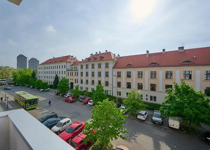Norwida With Balcony Downtown By Noclegi Renters