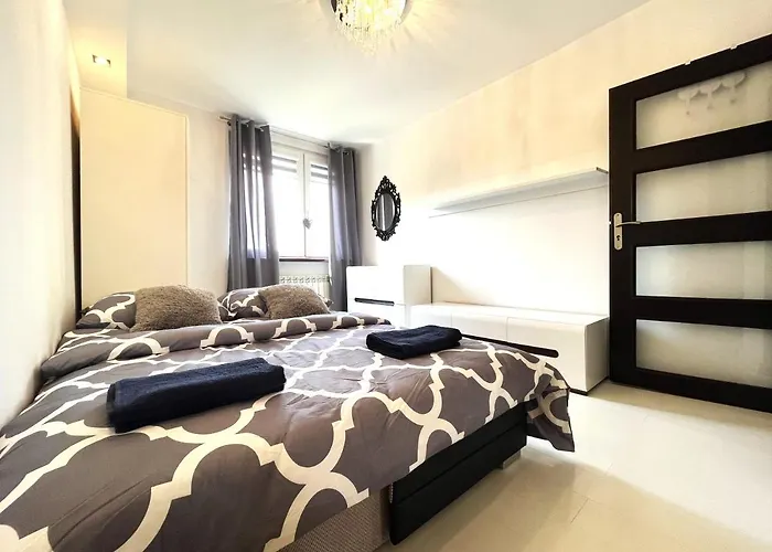 Inflancka Apartment - Self Check-In 20H