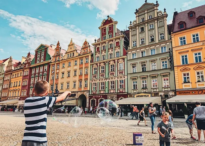 Kotlarska Market Square Apartment With Airconditioning By Noclegi Renters Wrocław, Polska