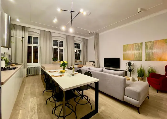 Spacious Apart In The Center- Main Square 300M Wrocław, Polska