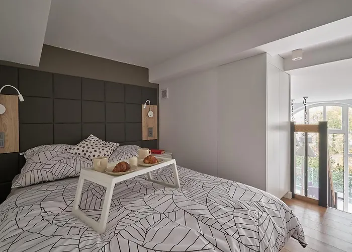 Bulwar Staromiejski Jana Pawła II 11 Wrocław, Polska