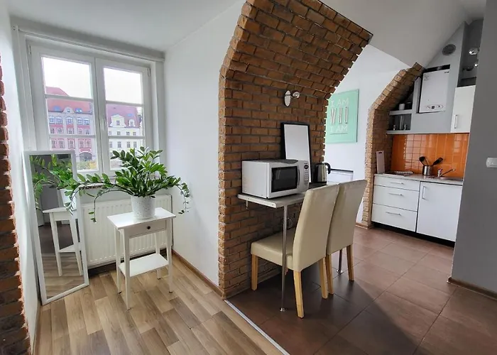 Prywatne Studio Dla 4 Osob Z Widokiem Na Rynek I Plac Solny! Wrocław, Polska
