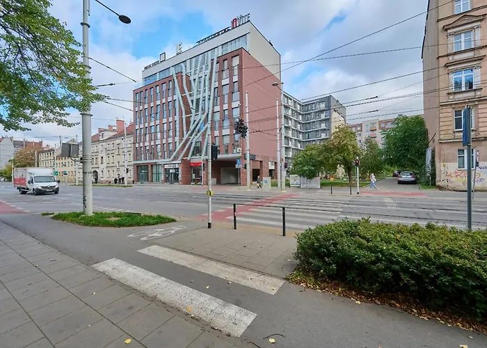 Spacious Studio Close To Wroclaw City Centre By Noclegi Renters