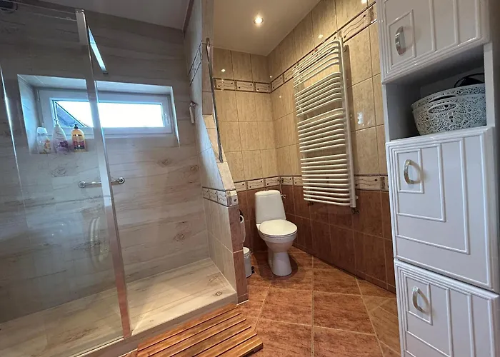 Arthome Вроцлав, Польща