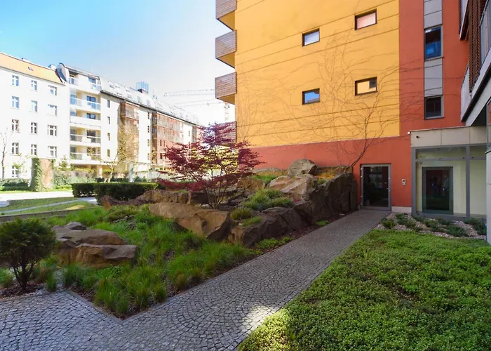 Elegancki apartament od dziedzińca, 60m2, parking, Rynek 700 m