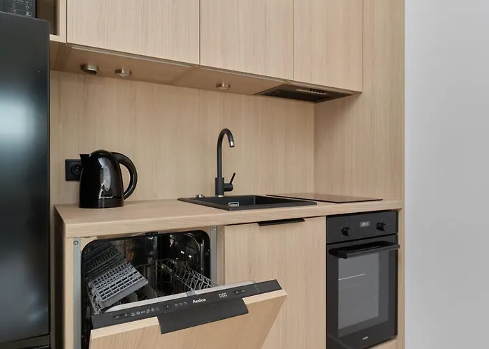 Tasteful Apartment With Free Garage And Balcony By Noclegi Renters Wrocław, Polska
