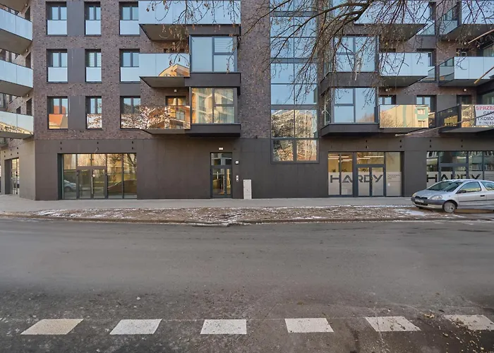 Tasteful With Free Garage And Balcony By Noclegi Renters