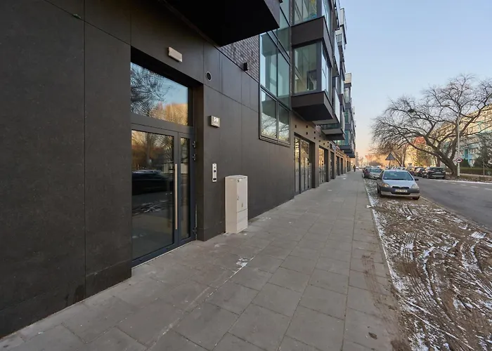 Tasteful With Free Garage And Balcony By Noclegi Renters