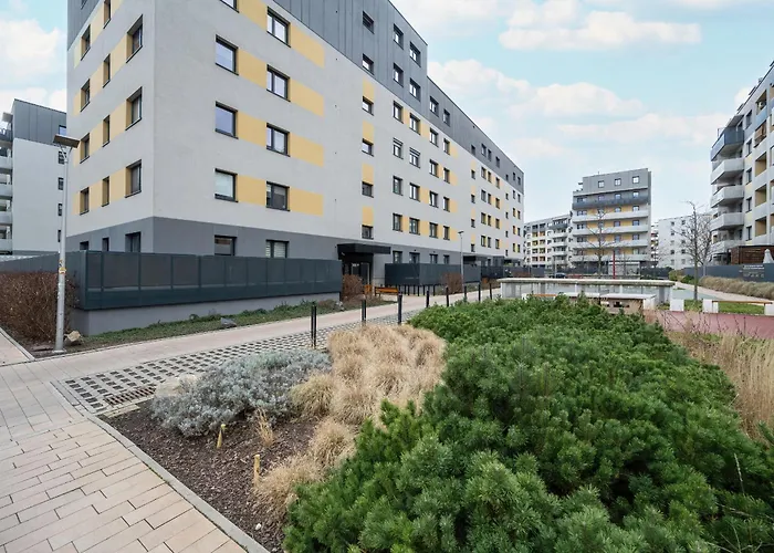 One Bedroom Apartment Nadodrze with FREE GARAGE Wrocław by Noclegi Renters