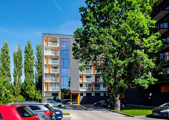 Elegant Apartment Tumskie Ogrody with FREE GARAGE Wrocław by Noclegi Renters
