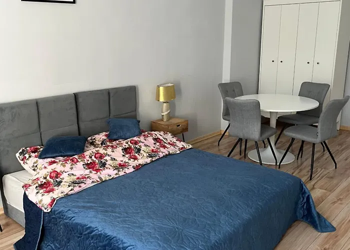 Grunwaldzki24 Apartments - Free Parking - Old Town, Centrum Wrocław, Polska