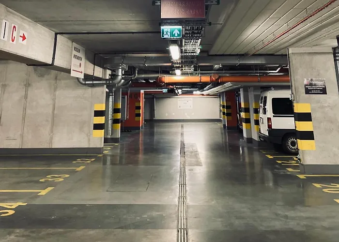 Deluxe Apartments By The Railway Station Wroclaw - Parking W Cenie