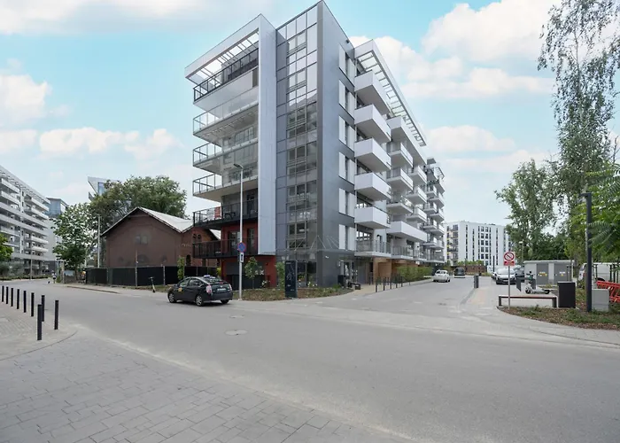 Elegant With Parking On Kępa Mieszczańska By Renters Prestige