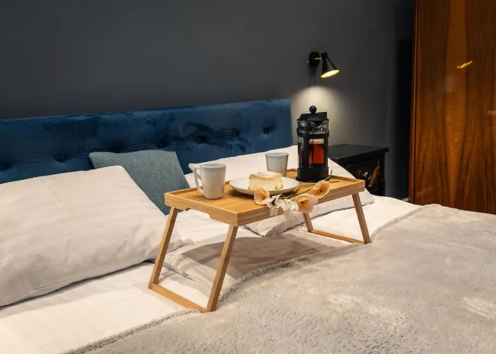 Wrocław Dubois Apartment - 62m2, Workspace, AC - by Rentujemy, Polska