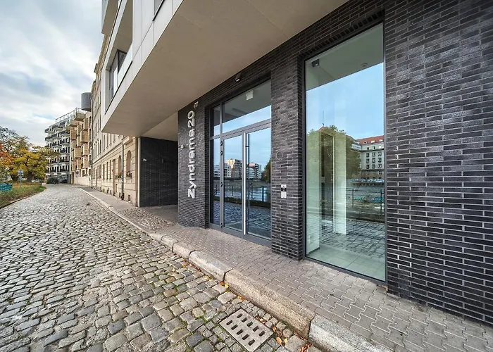 Zyndrama City Centre Deluxe By Bookinghost