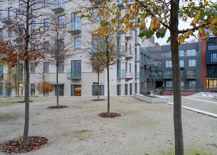Apartament AleMłyn - na wyspie Słodowej, z balkonem i pięknym widokiem- SpaceApart