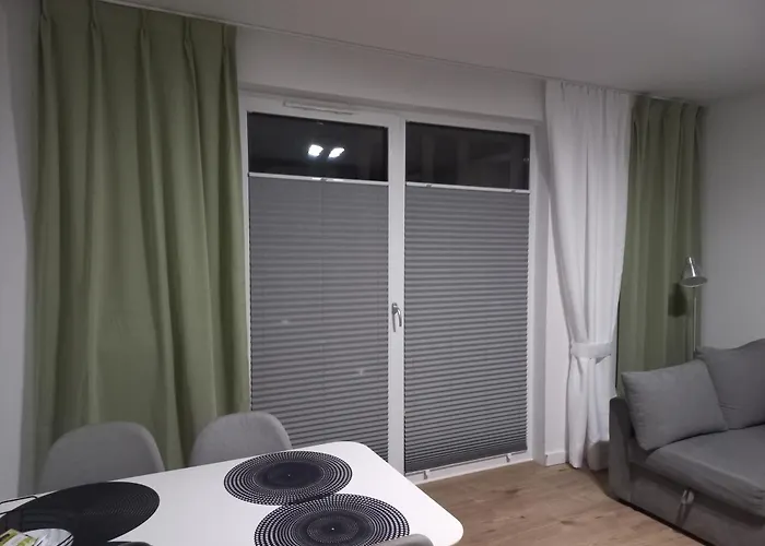Na Grobli Riverside Apartment & Free Garage By Noclegi Renters