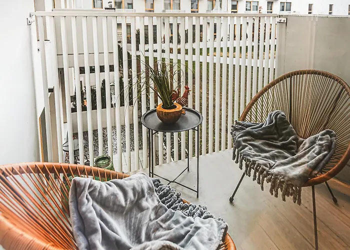Komfortowy apartament z balkonem i parkingiem Wrocław, Polska