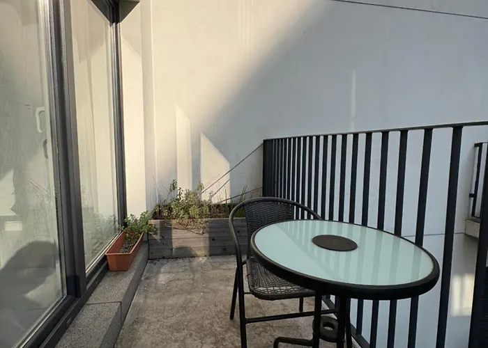 The Grand Martini Apartment - 2 Bedrooms, 2 Bathrooms, 2 Parking Places - Wroapart Wrocław, Polska