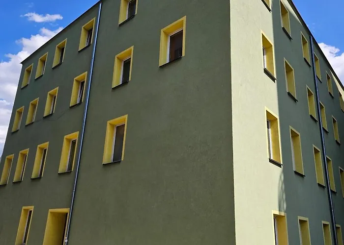Green Side Apartment