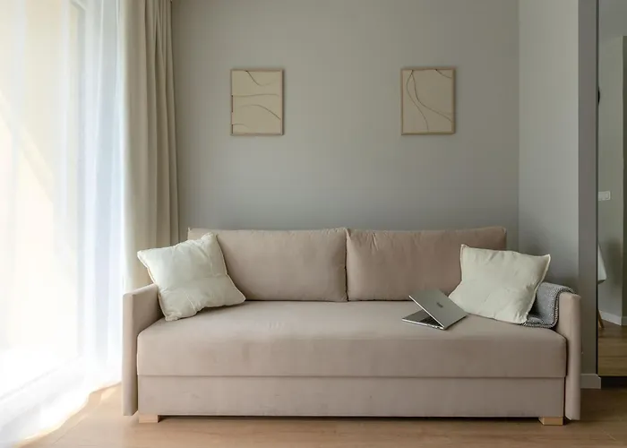 Legnicka Residence Studio Apartments With Ac - Properunit