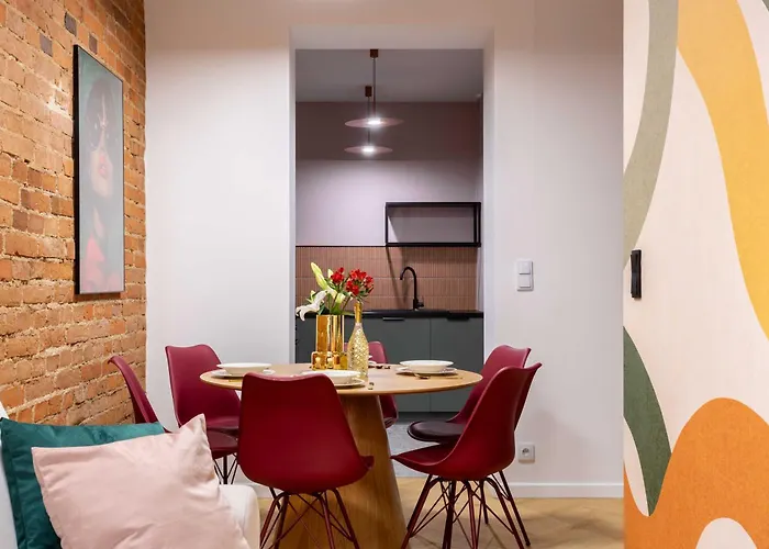 Comfy Modern Apart In Old Town Parking Properunit