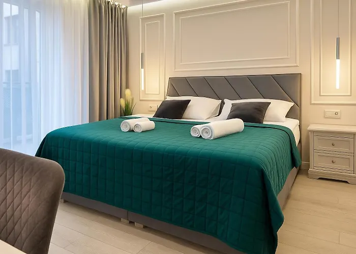 Elegance Prestige Apartment Air Conditioning & Free Garage Netflix