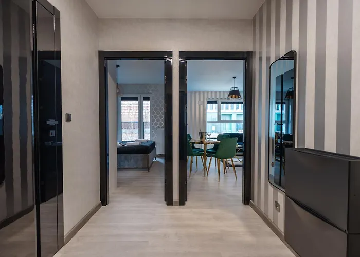 Pure Home Premium Apartments - Free Parking & Ac Vratislav, Polsko