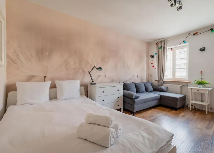 RentPlanet - Studio Rynek Ratusz