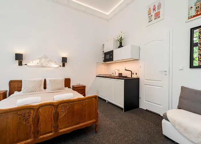 Rentplanet - Bulwar Staromiejski Vratislav, Polsko