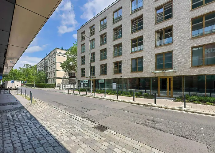 Luksusowe Apartamenty w Centrum Wrocławia Blisko Parku z Klimatyzacją w Salonie by Noclegi Renters