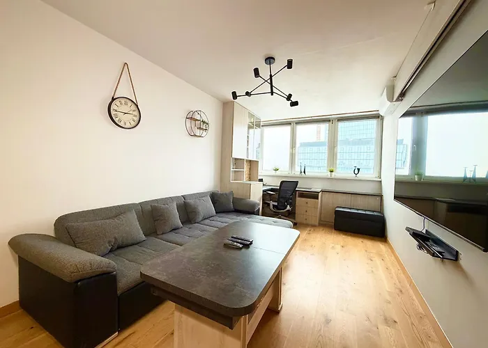 Rybacka Pleasant Apartment By Bookinghost