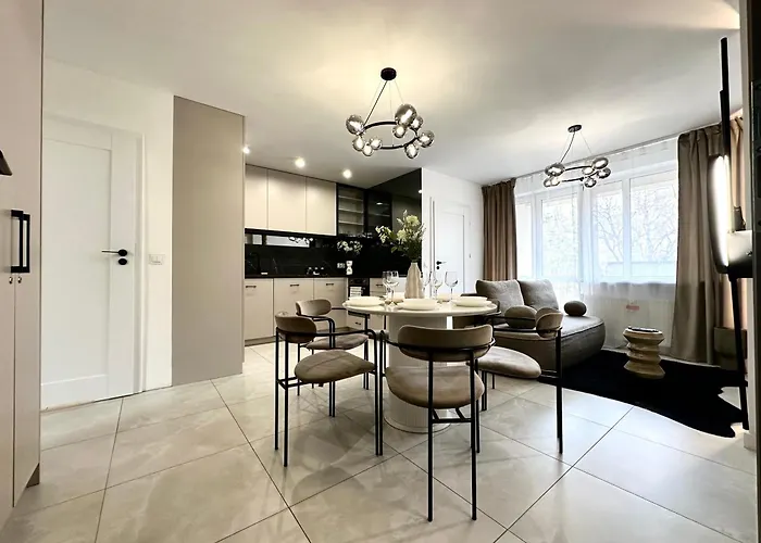 Laciarska 59 Apt 3 - 200M Main Square - Self Check-In 20H - Balcony