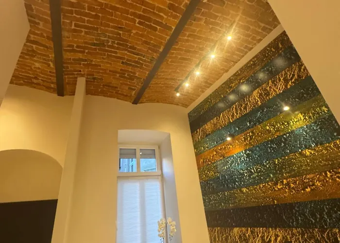 Old Town Pomorska Luxury Apartment