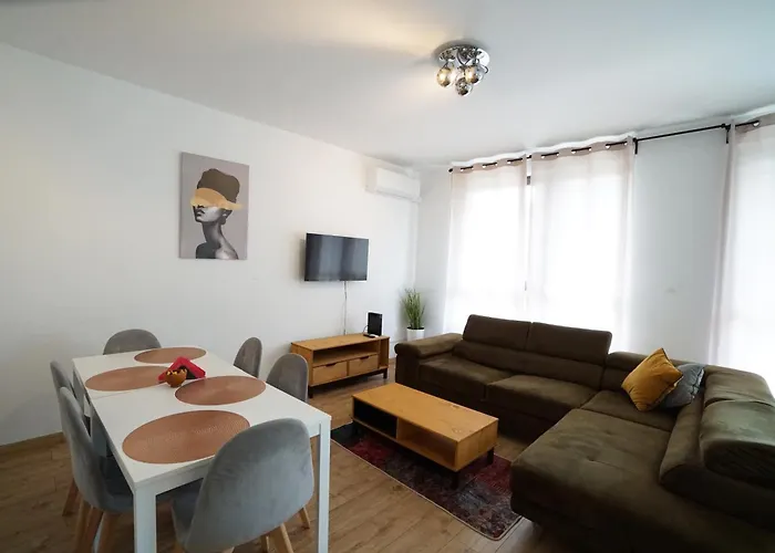Podwale 2 3-pok 62 m2 Nowoczesny Apartamentowiec przy Odrze 3 min od Rynku KLIMATYZOWANY