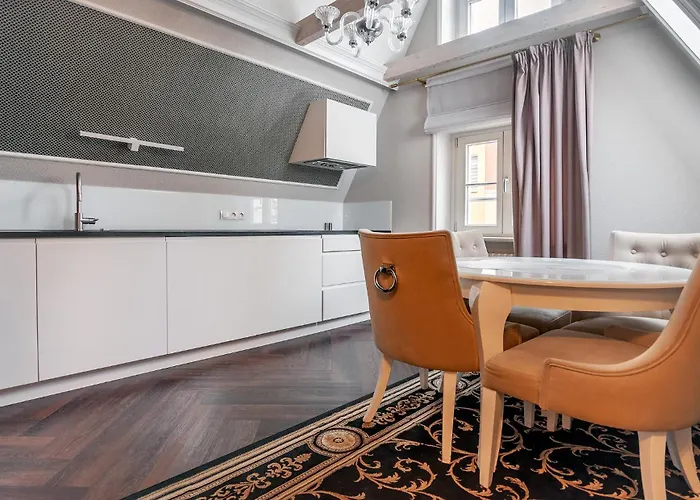 Luxury s - Old Town - Rynek