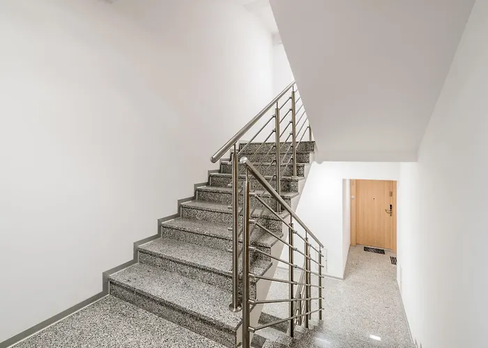 Q17 Apartments Rynek Breslavia, Polonia