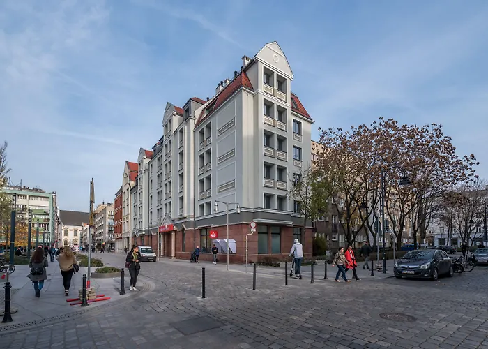 Q17 s Rynek