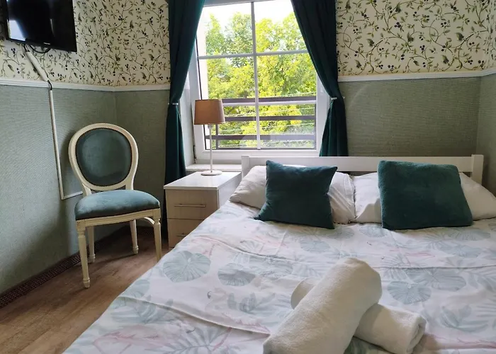 Hostel "Night O'Clock" - Restauracja, Parking I Darmowa Silownia Wrocław, Polska