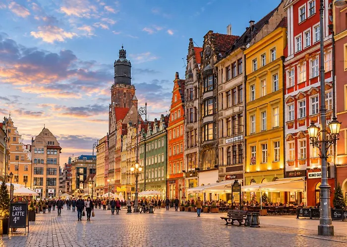 As Home Apartamenty - Grand Designer Loft 90M2 Rynek 505 Wroclaw, Poland