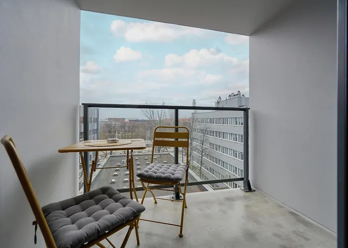 Cozy Studio Jaworska with FREE GARAGE by Noclegi Renters