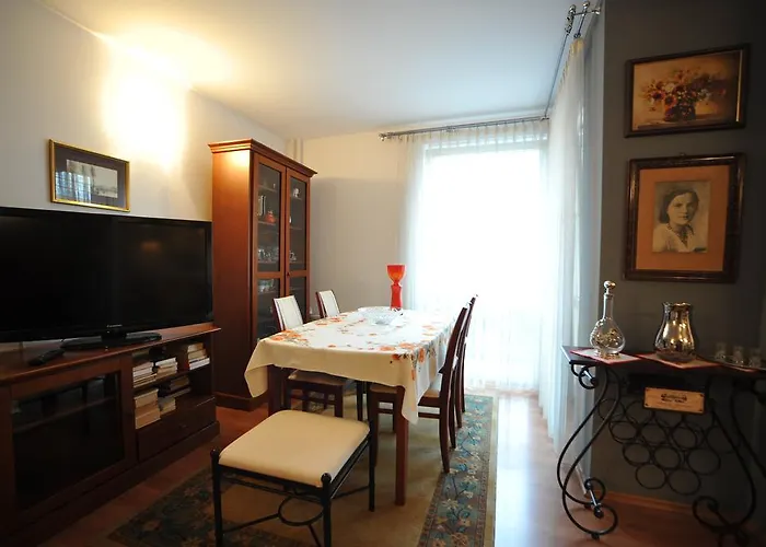 Apartament Tais
