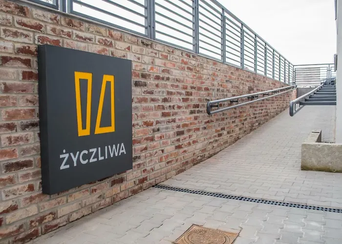 Zyczliwa Centrum Konferencyjno-Sportowe