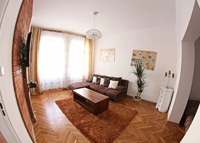 Central Old Town Apartment