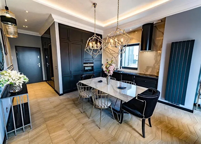 About Art Apartments