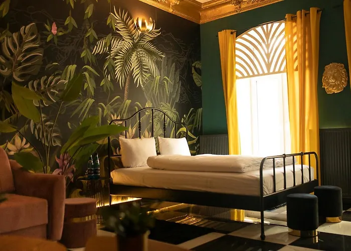 Jungle Apartments