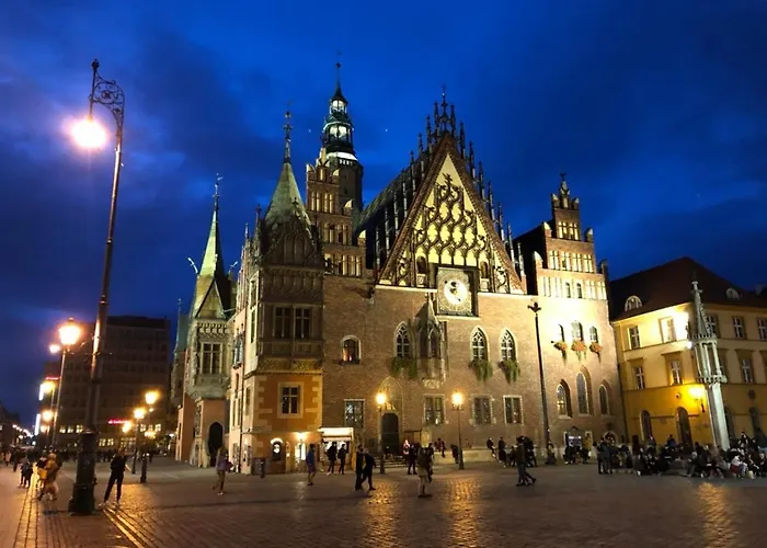 Louis & Elza Old Town Romantic Apartments